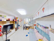 西豪逸景东向精装修两居室,楼层高,采光好