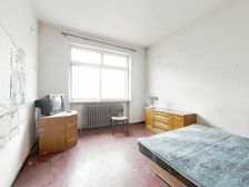 位置好,大面积,诚心卖,价格可以谈,