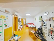 位置好,楼层好,三楼,老房东,全权委托,看房提前约,方便看。