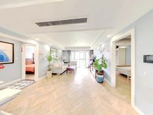 青林湾六期洋房,中庭安静,户型方正:三房朝南,装修豪华,诚售