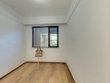 次新房,带空调和地暖,户型方正,采光