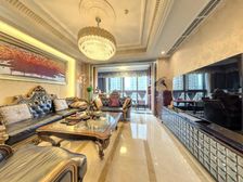 悦峰 4室2厅 南 北