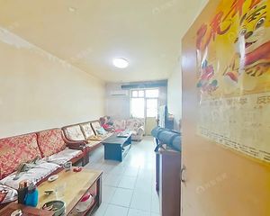 此房满五年,南北通透格局满五年唯一田字格户型