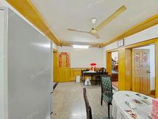 12号线地鉄口,业主现调整售价,小区中间位置三楼,看房钥匙