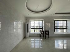 龙光普罗旺斯卡地亚庄园 3房2厅70万