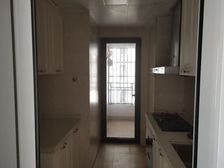 急售价格好谈 送车位 绿地国际花都 3室1厅 精装修