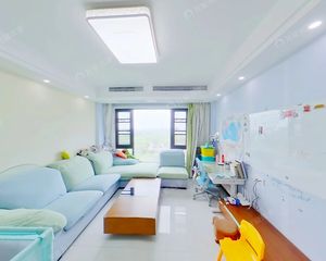 急卖急卖口 推展面积多 南北通透 自住精装 家具家电全送