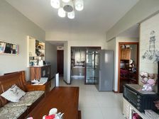 大渡口轻轨站,区府旁, 铂金云鼎 二房 42万