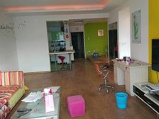 新山村 君悦天下三房77万