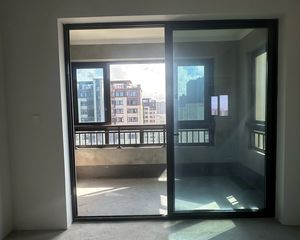 印东方4室2厅2卫南北朝向358.0万元/套出售
