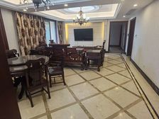 公园旁大平层荣安府 196.12平4居 南向精装修 拎包入住