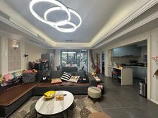 大石坝 金科豪装洋房 带新风 地暖 中央空调 内圈看中庭 !