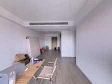 次新小区 绿城品质物业 户型方正 南北通 生活交通方便