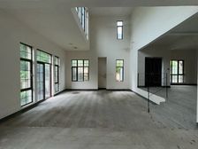 汽博中心 融创勋爵堡五房700万