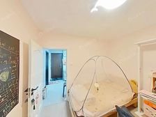 小区花园位置,中间楼层,精装修,近4.6号线出行方便