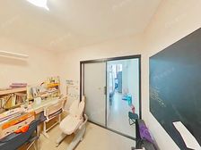 小区花园位置,中间楼层,精装修,近4.6号线出行方便