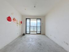 必看好房!中介费0.5,坐拥6线梅巷站通透3房纯毛坯视野开阔