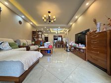 一线江景房( 急卖) 江屿朗廷 朝南 视野开阔