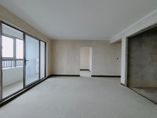 钓鱼嘴半岛 华宇锦绣玺岸三房113.3万