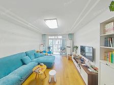 复式带露台,新上精装修三房,拎包入住,花园位置,带固定车位