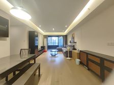 渝中区 万科翡翠天麓 三房 230万