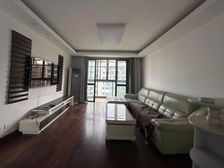 独立电梯刷卡入户,飞机户型 品质刚需三室 带产权车位