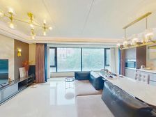 北七家·翡翠公园一期中叠·精装有电梯,位置不错,保持的好。