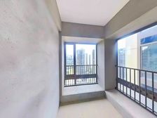 鸿荣源山景大三房,业主急售,随时看房