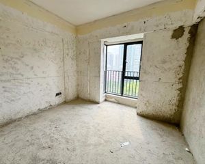 业主急售 珠江广场 价格可谈 南北对流 滨江东 配套成熟