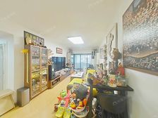 电梯两房,楼上(三个房间+1卫)全送,全屋精装修带地暖