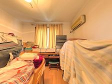 独栋别墅。土地使用权面积518.6m。南入户,采光好