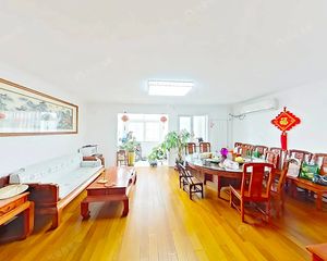 军民园 175.93平3居 南北向精装修 视野无遮挡