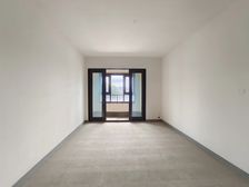 渝北区 融创瀚学融府一期 三房 52万