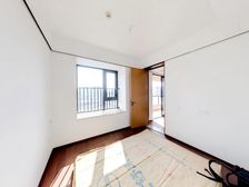 4开间朝南,通透没有暗间,加了软装,内饰设计合理