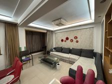 繁裕三村2室1厅2卫南朝向138.0万元/套出售