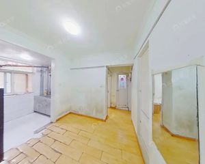 东城区 十字坡西里南北通透2居室 无遮挡 随时看房