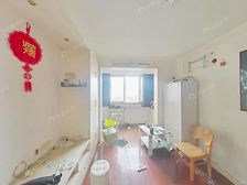 电梯10楼,采光好,朝南