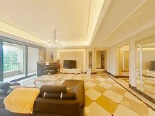 绿城大平层4房 客厅三面采光 平视小区全景