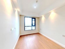 龙湖天琅府,好楼层,全新未住人,看房方便,诚售