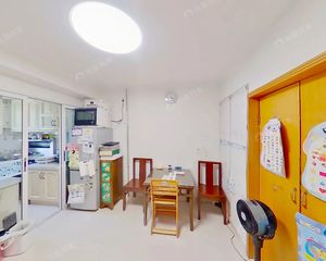 新上,延安大院精装两居,新风系统,明厨明卫,中间层