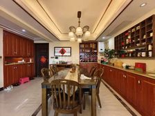 荣和千千树 42楼 装修好 学校对面