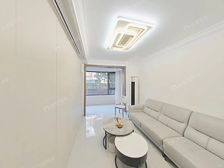 钥匙房,精装修全送,带双院子,前排间距大无遮挡,诚心卖