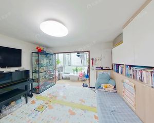 望京花园 紧邻地铁口 小区C位三居 前后不临街 采光好 安静
