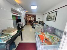 光大景湖春天精装三房出售,户型实用,地段位置好。