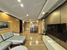 长嘉汇高区精装大两房,带电梯口车位,诚意出售