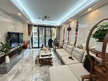 入户 华中师范 春天朝南 安静 视野好 随时可以看