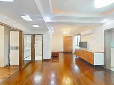 新上!带车位 小区安静位置 前面没没遮挡 近D铁 房价可谈