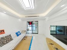 尹山湖新上 弘阳上湖 三房两卫 中间楼层