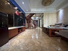 巴南区龙洲湾 精装洋房顶跃带屋顶花园