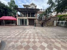 保利新上一线高尔夫湖景独栋别墅,装修保持好,花园600+